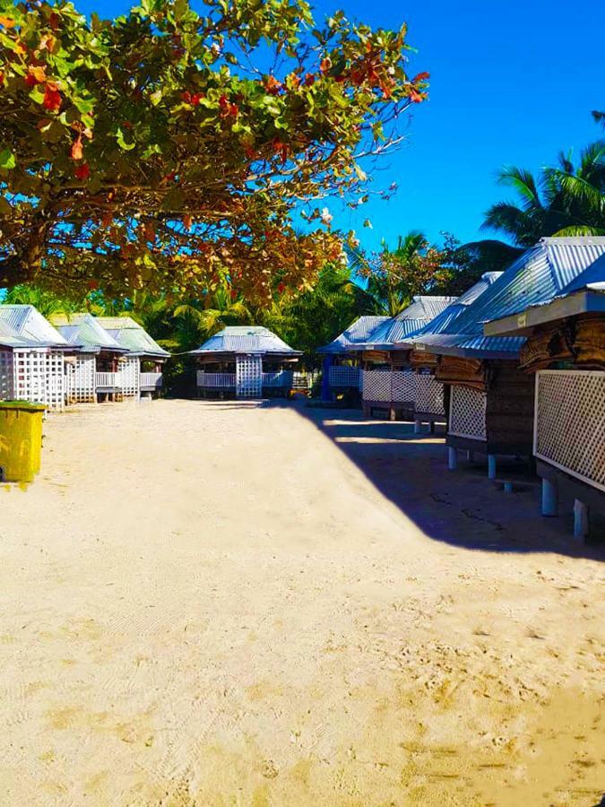 Hotel Vacation Beach Fales Manase Exteriér fotografie